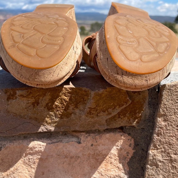 GUC KORK-EASE Women's Myrna 2.0 Ankle Strap Wedge Sandal (Size: 37/Tan) - Picture 15 of 15